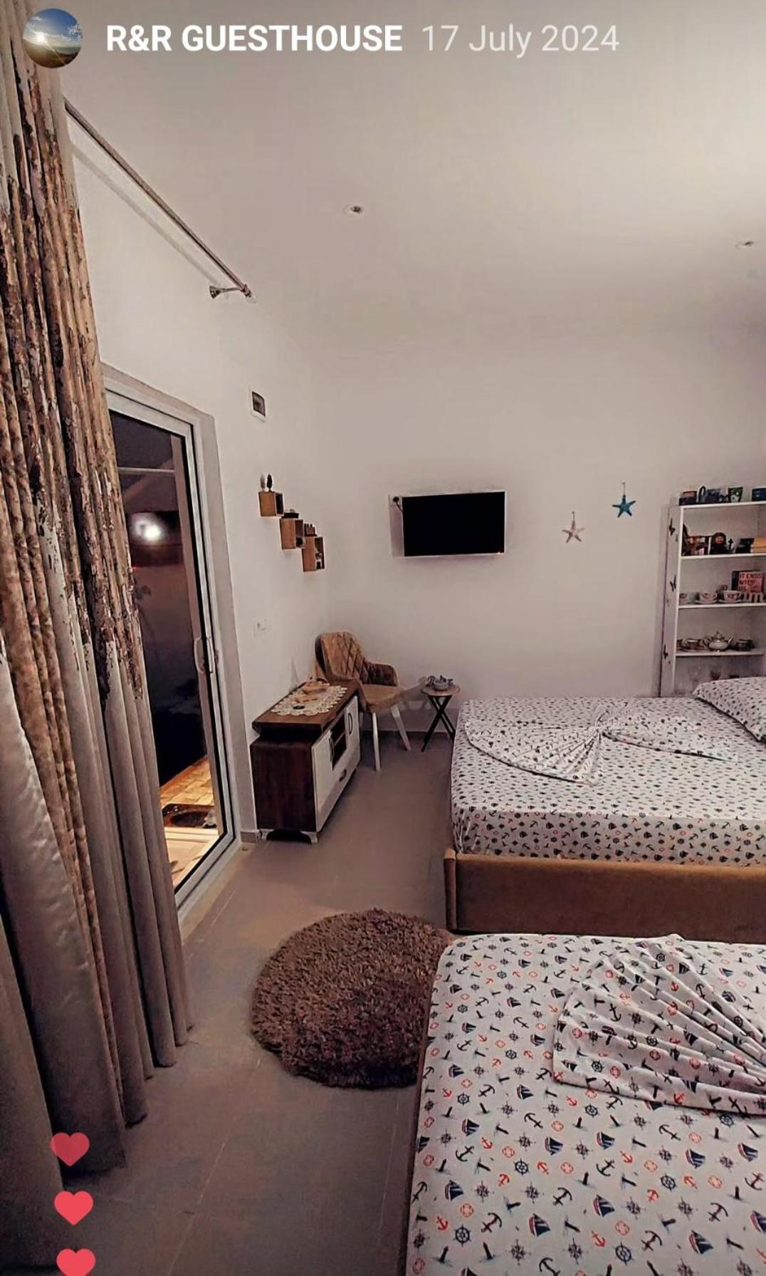 Hotel R&R Gesthouse Široka Esterno foto